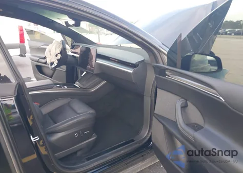 2022 Tesla Model X Plaid Tri Motor All-Wheel Drive from USA, damaged, VIN 7SAXCBE63NF345422